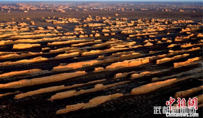 敦煌雅丹世界地质公园。(资料图) 敦煌市委宣传部供图 敦煌雅丹世界地质公园。(资料图) 敦煌市委宣传部供图